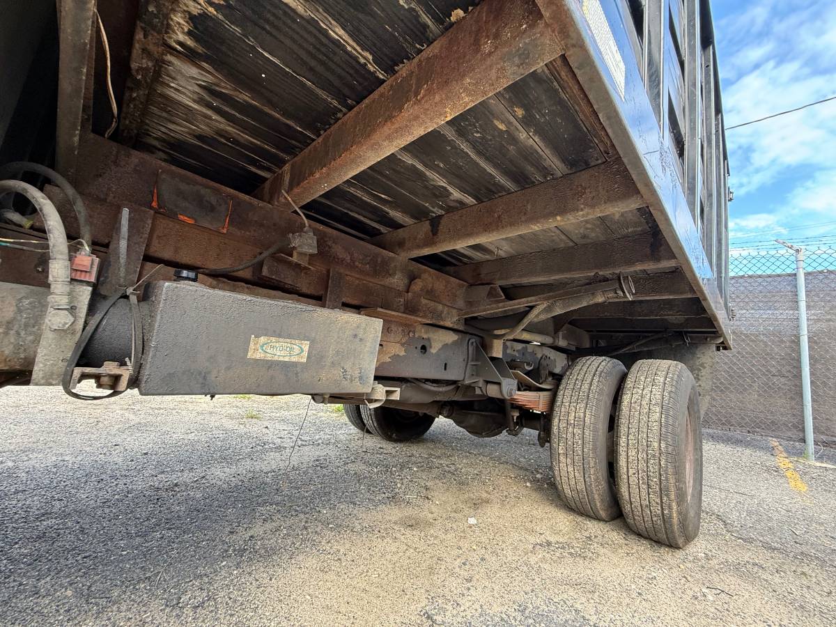 Ford-f550-super-duty-diesel-1996-18