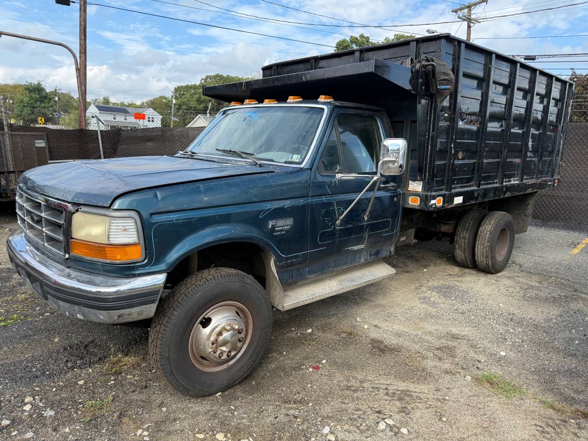 Ford-f550-super-duty-diesel-1996
