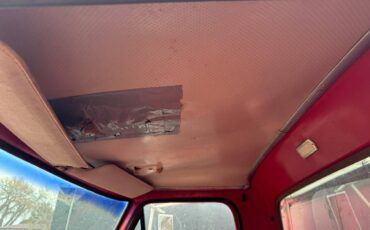 Ford-f600-1968-red-10