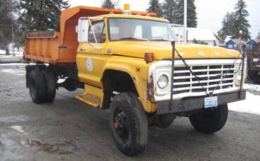 Ford-f600-1975