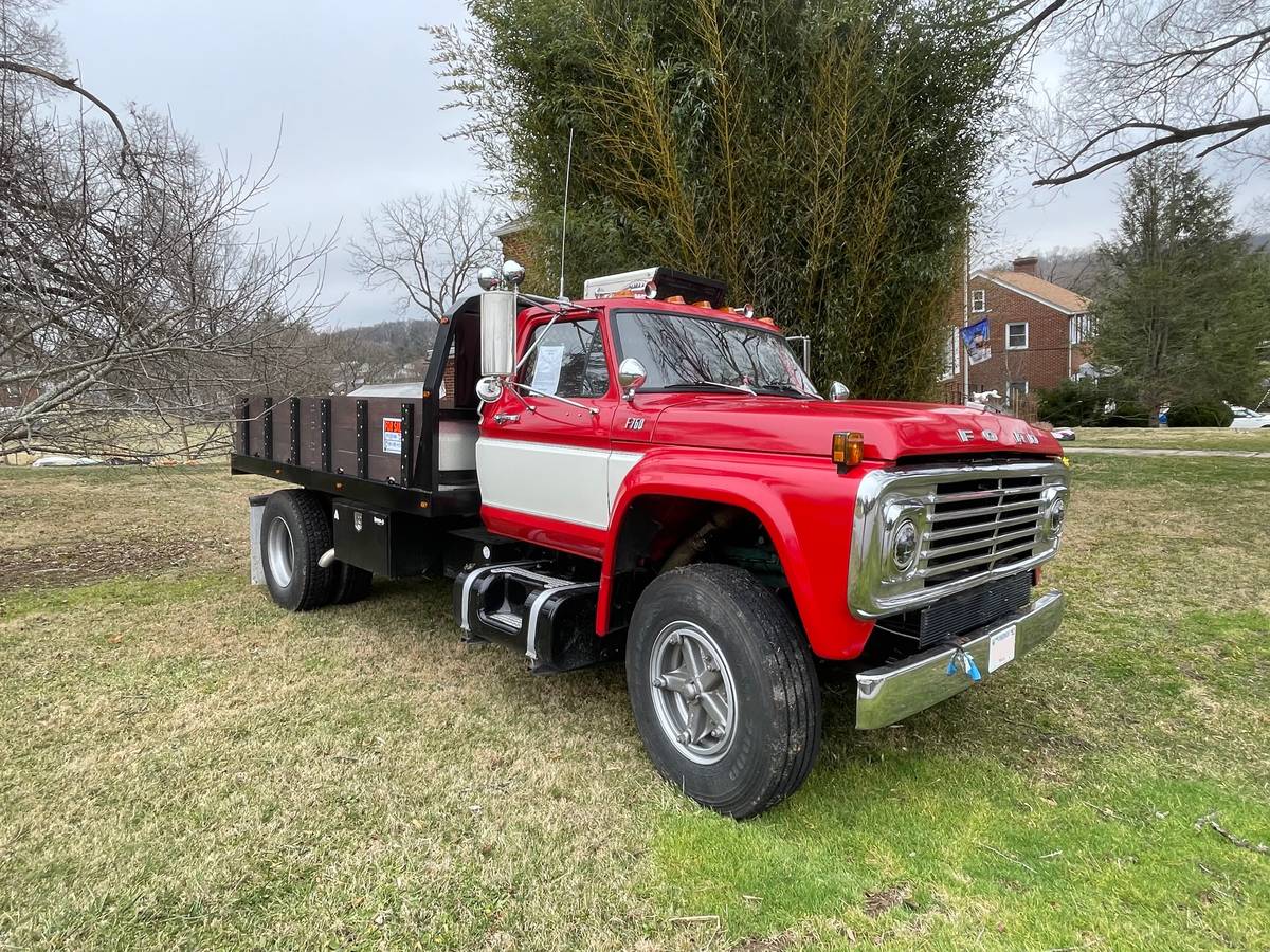 Ford-f750-diesel-1975-red-1