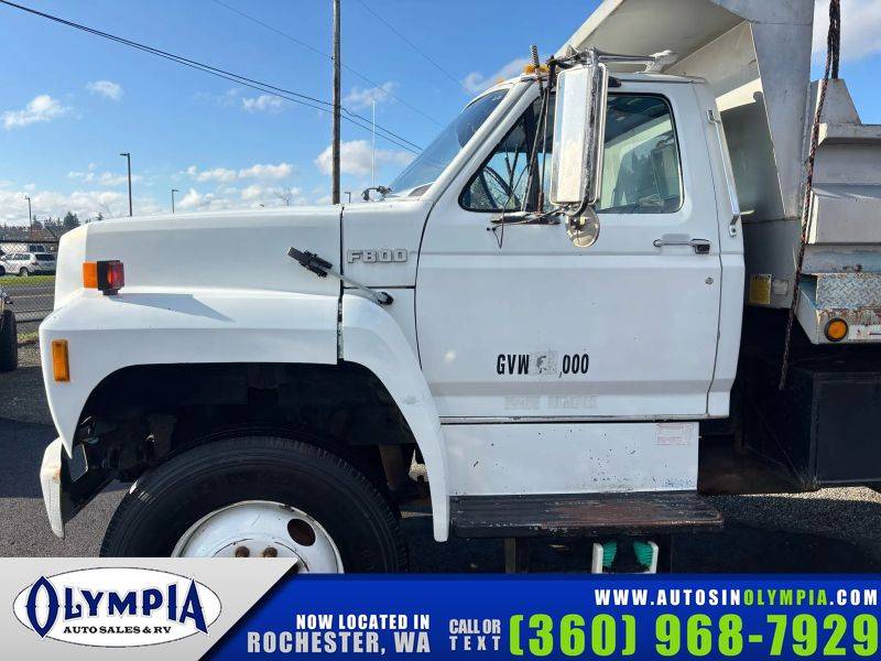 Ford-f800-deisel-powerstroke-diesel-1989-white-1
