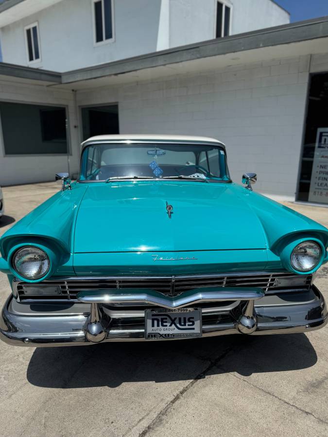 Ford-fairlane-1957-1