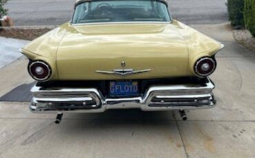 Ford-fairlane-500-1957