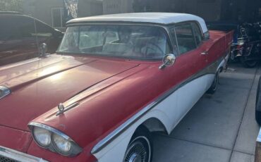 Ford-fairlane-500-1958-1