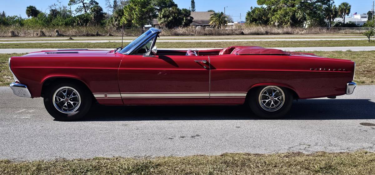 Ford-fairlane-gt-1966-1