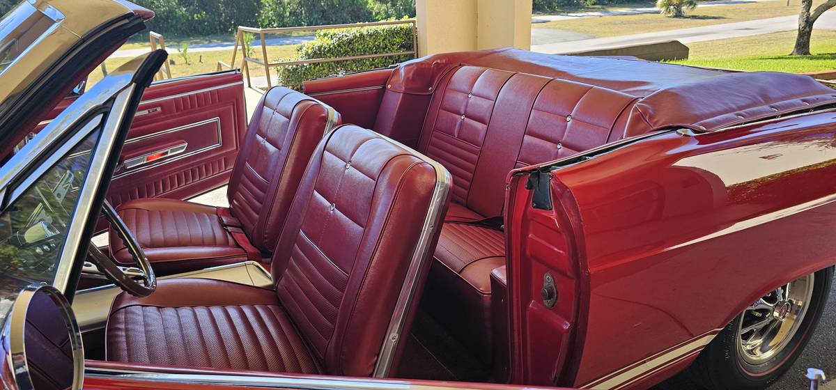 Ford-fairlane-gt-1966-15