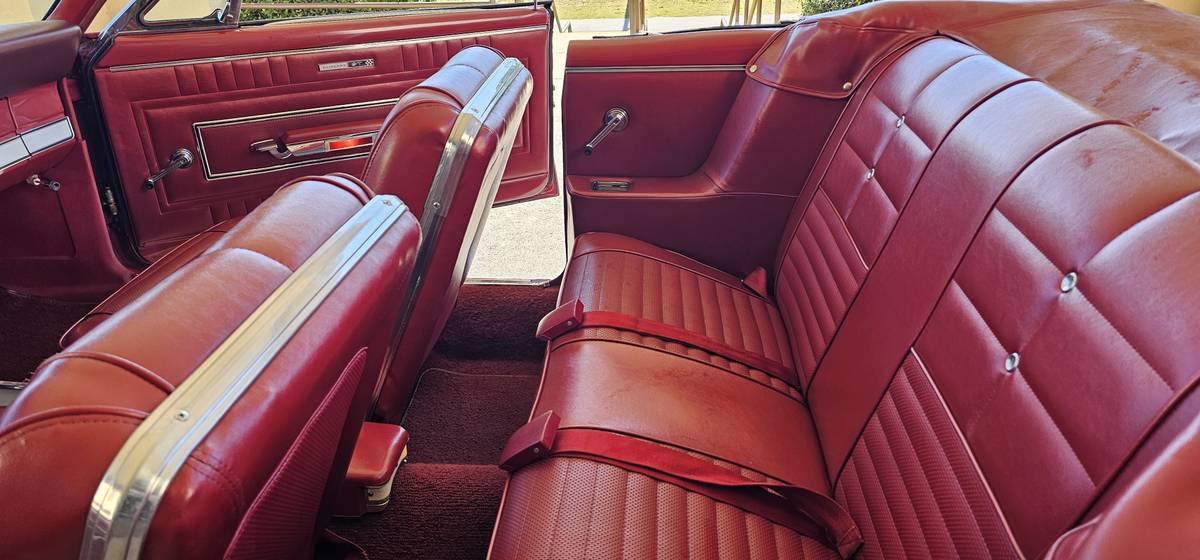 Ford-fairlane-gt-1966-17