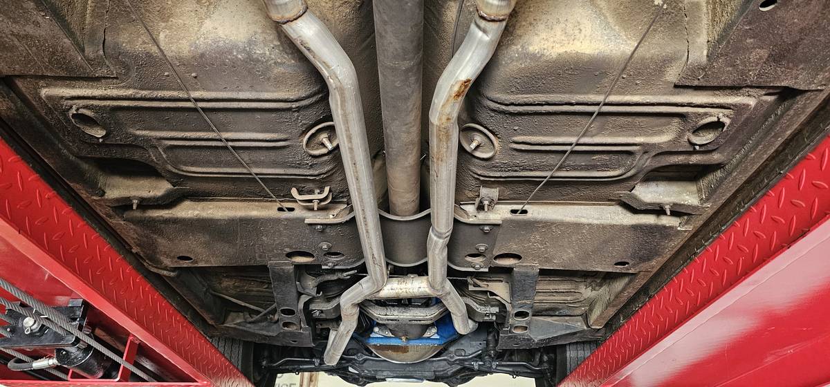 Ford-fairlane-gt-1966-23