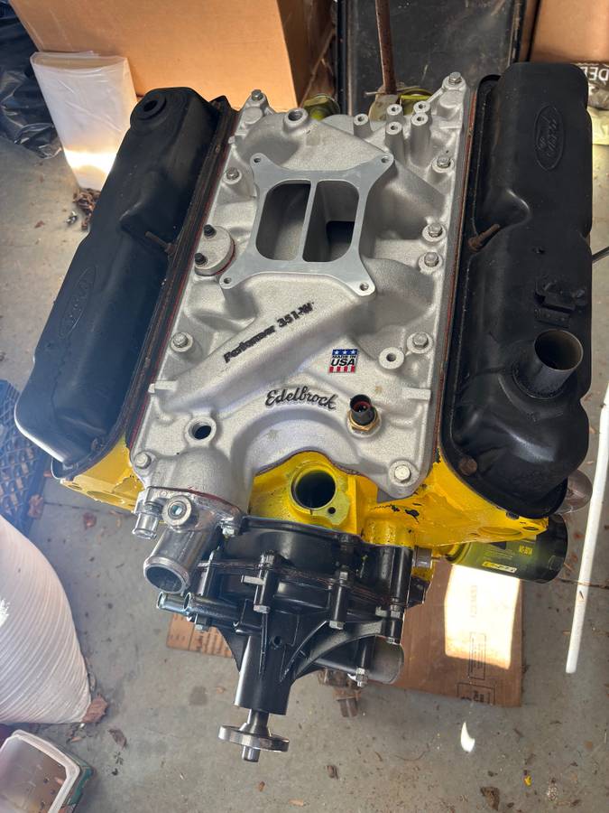 Ford-falcon-1965-red-8