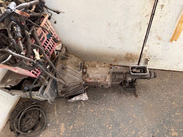 Ford-falcon-2d-ht-1965-grey-3