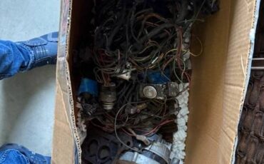 Ford-falcon-2d-ht-1965-grey