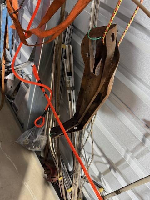 Ford-falcon-2d-ht-1965-grey-7