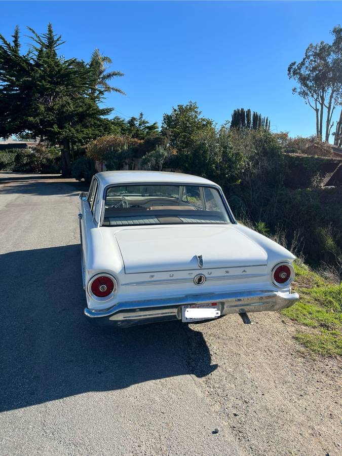 Ford-falcon-futura-1963-white-4