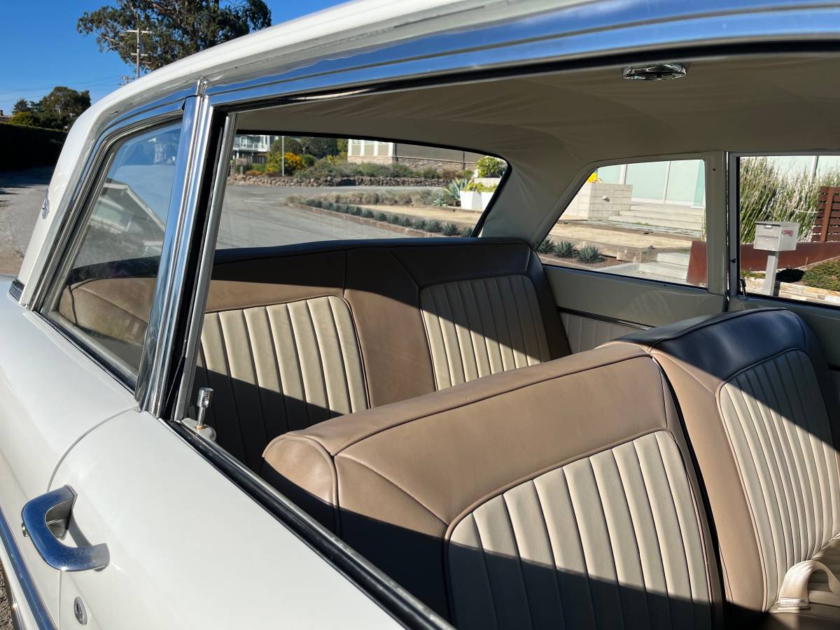 Ford-falcon-futura-1963-white-7