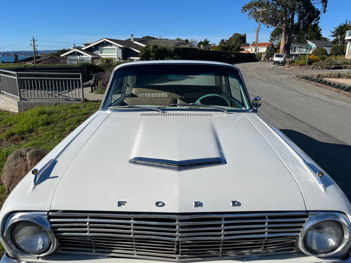 Ford-falcon-futura-1963-white-8