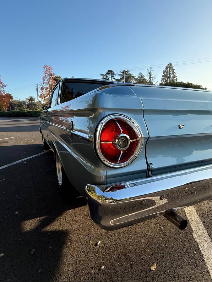 Ford-falcon-ranchero-1965-blue-2