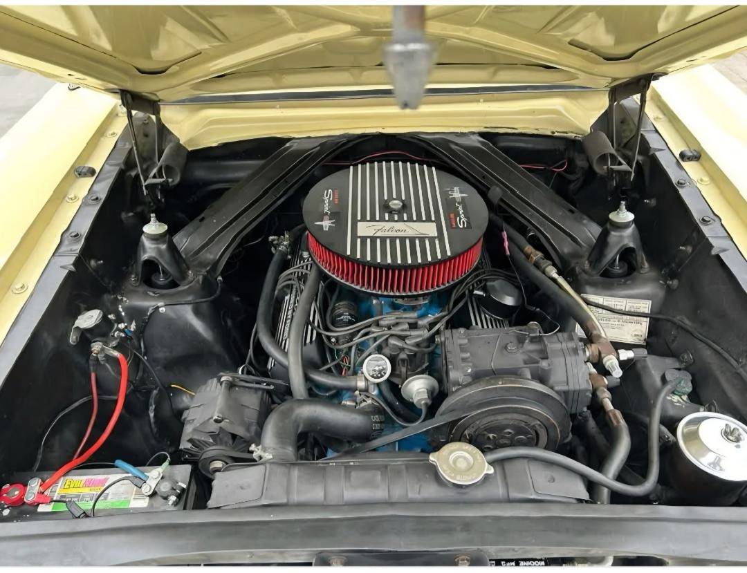 Ford-falcon-sprint-1964-yellow-4