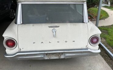 Ford-falcon-wagon-1963-white-1