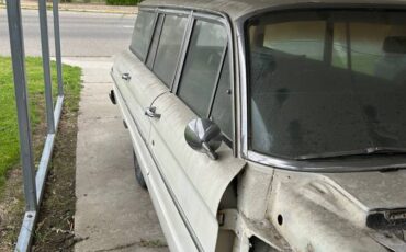 Ford-falcon-wagon-1963-white