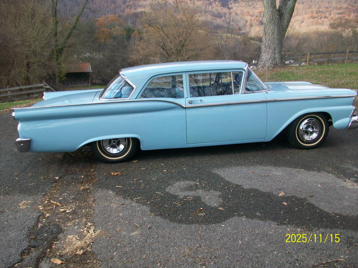 Ford-galaxie-1959-2