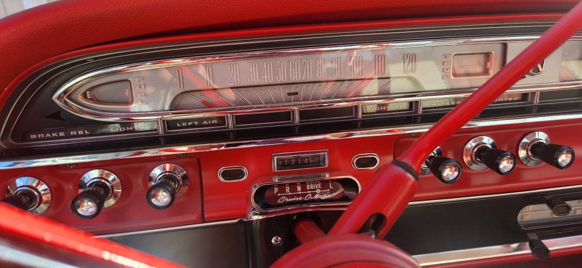 Ford-galaxie-1961-red