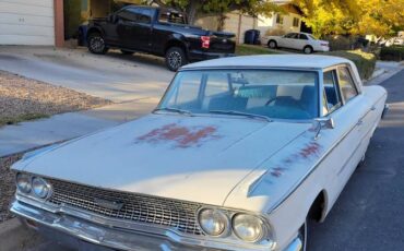 Ford-galaxie-500-1963-white-2