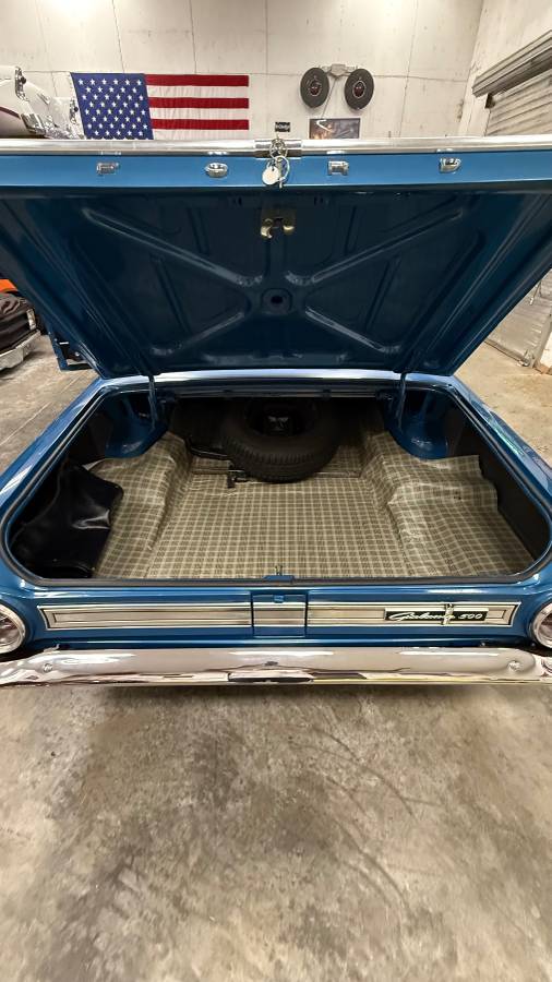 Ford-galaxie-500-convertible-1964-18