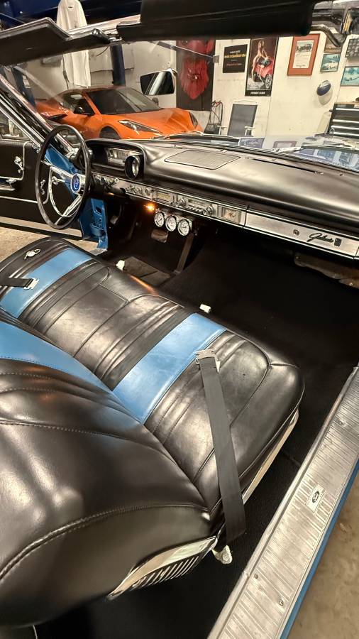 Ford-galaxie-500-convertible-1964-9