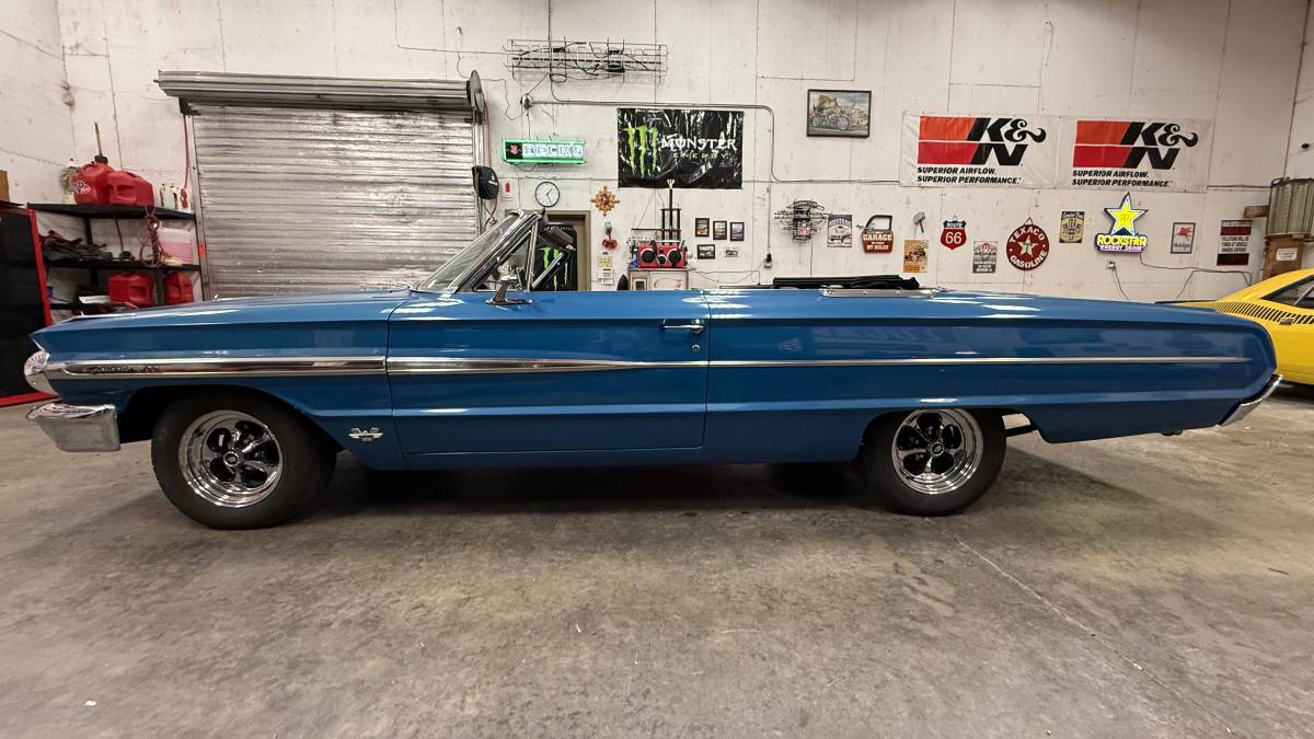 Ford-galaxie-500-convertible-1964