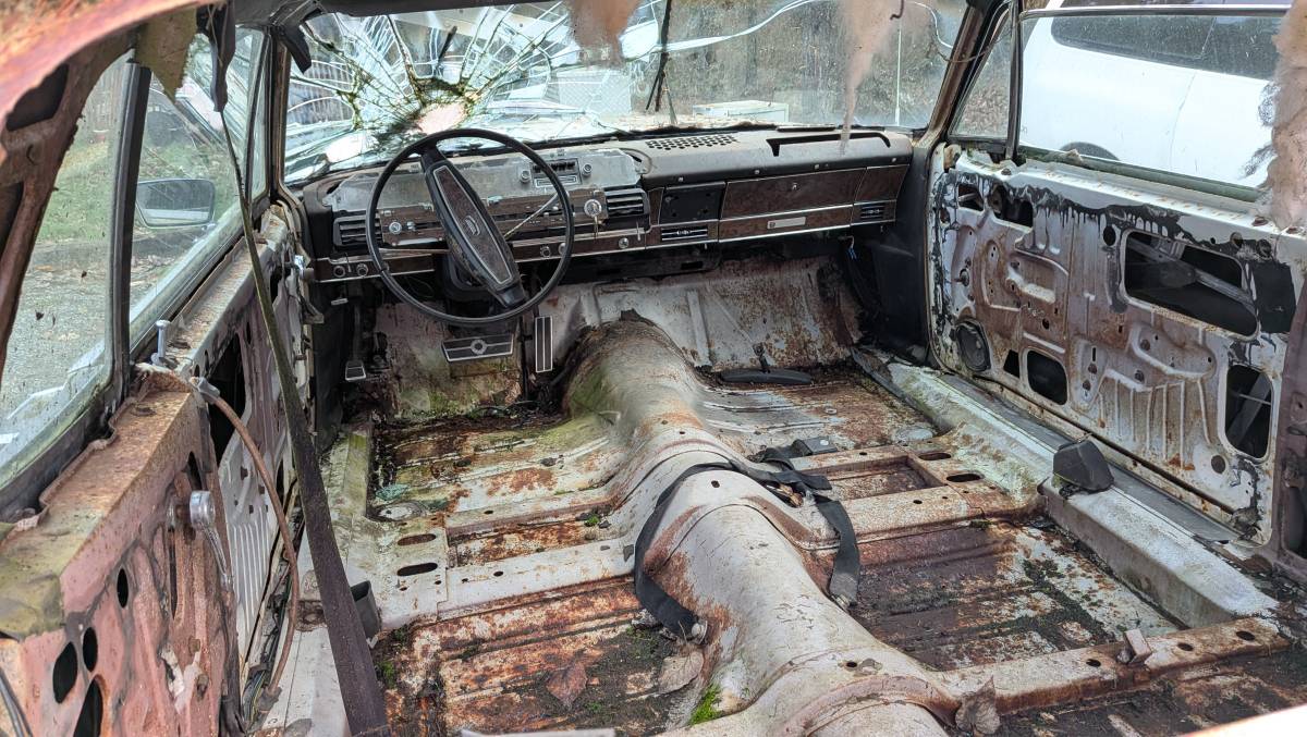 Ford-galaxie-ltd-1968-custom-2