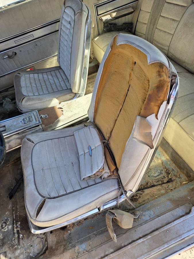 Ford-galaxiexl-1966-black-3