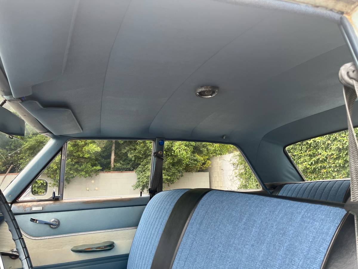 Ford-galaxy-1962-blue-1