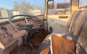 Ford-l8000-diesel-1982-1