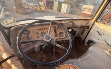 Ford-l8000-diesel-1982-5