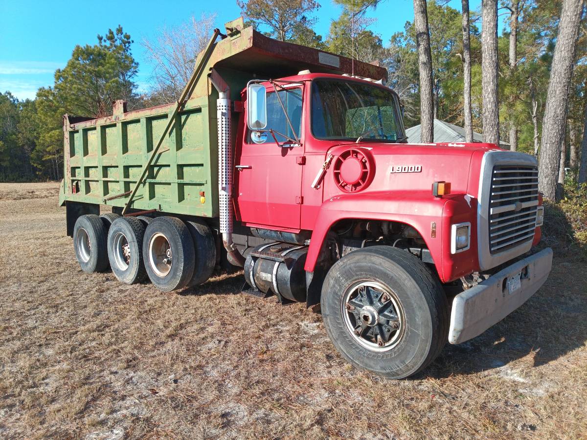 Ford-l9000-diesel-1987-6