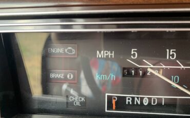 Ford-ltd-crown-victoria-1987-red-11