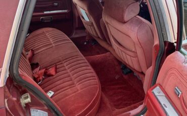 Ford-ltd-crown-victoria-1987-red-12