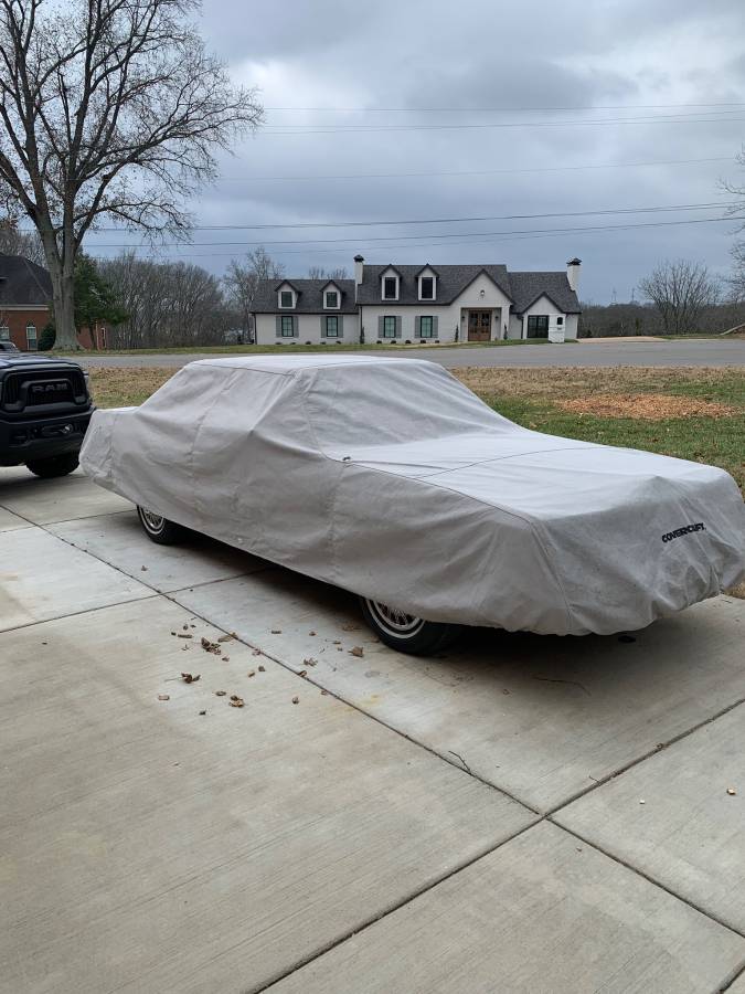 Ford-ltd-crown-victoria-1987-red-15