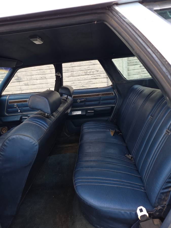 Ford-ltd-stationwagon-1975-blue-12