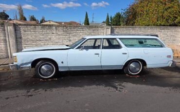 Ford-ltd-stationwagon-1975-blue-6
