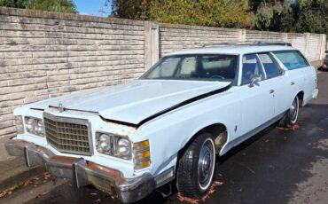Ford-ltd-stationwagon-1975-blue-7