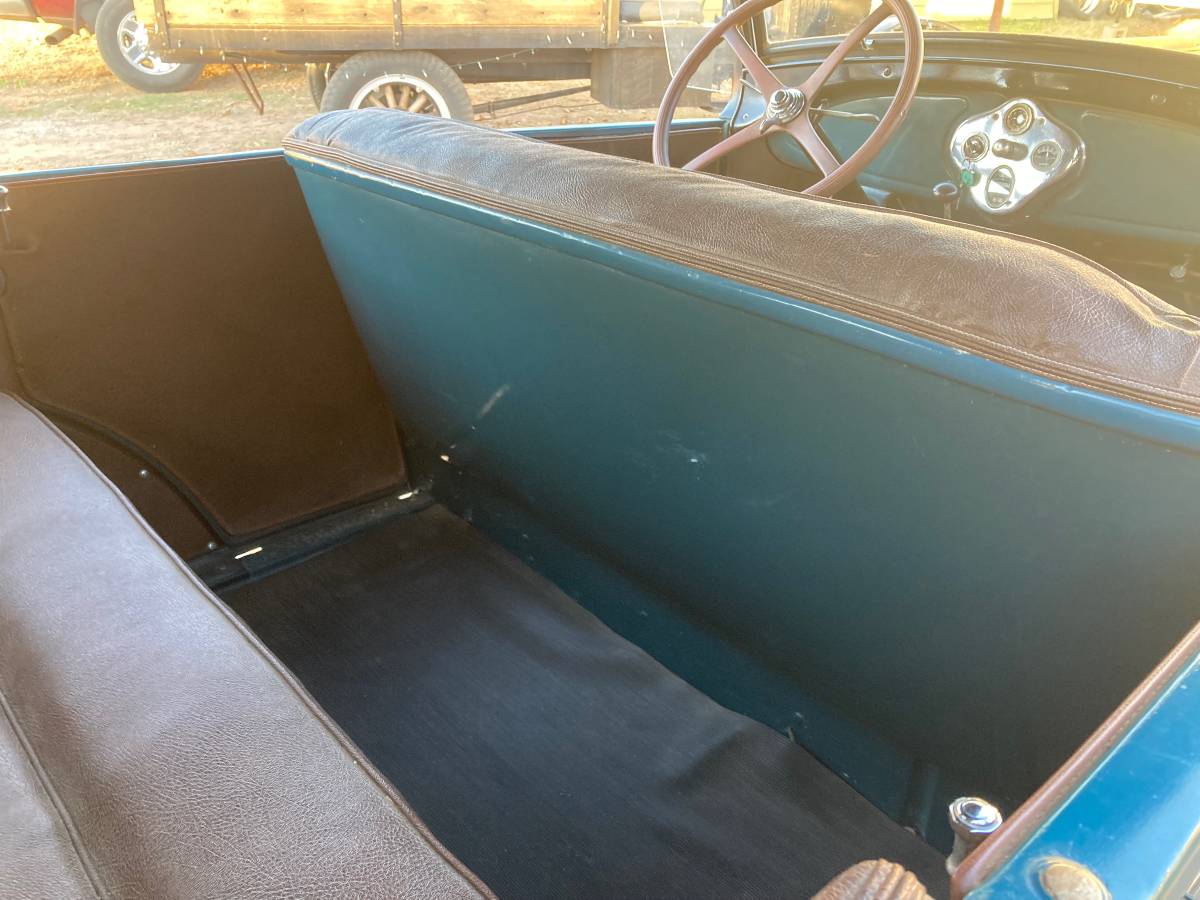 Ford-model-a-1928-13