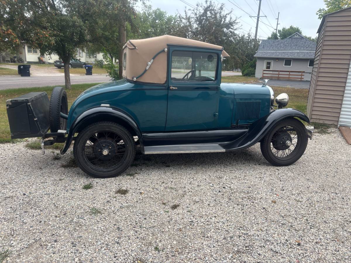 Ford-model-a-1929-blue-3