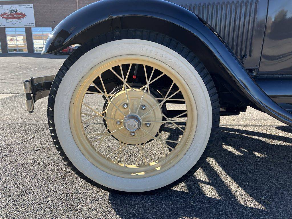 Ford-model-a-1929-grey-26