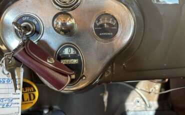 Ford-model-a-1929-grey-33