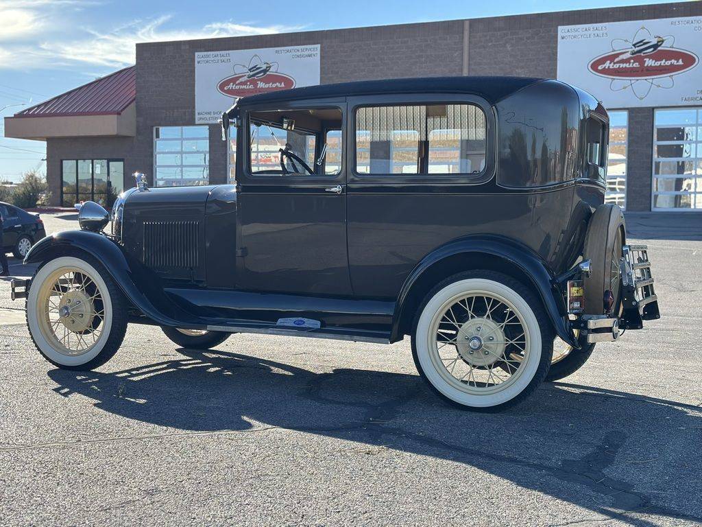 Ford-model-a-1929-grey-49