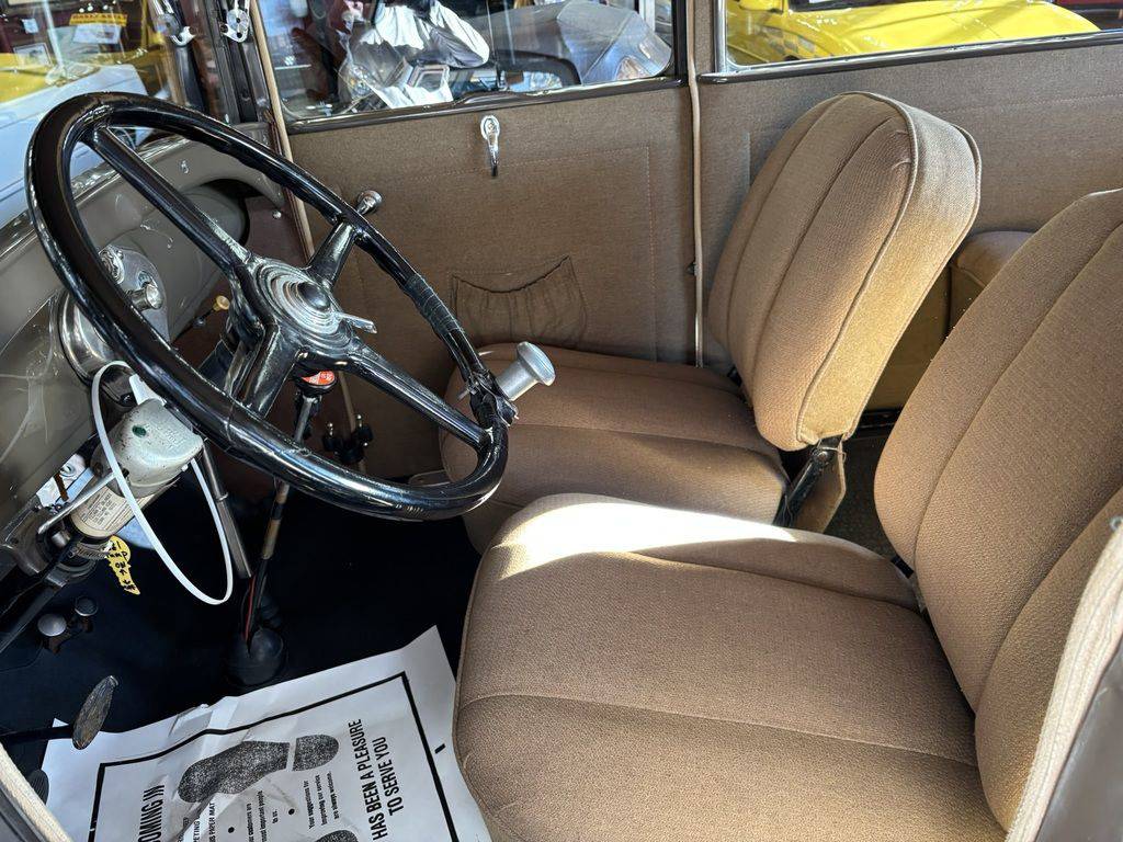 Ford-model-a-1929-grey-70