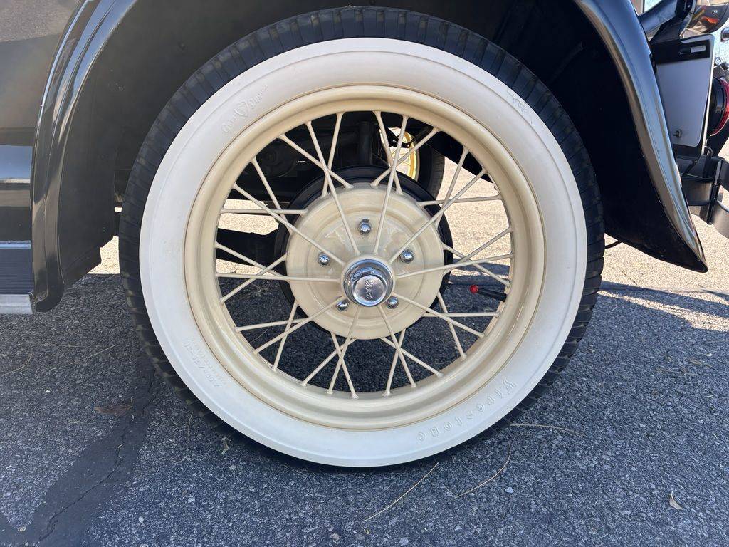 Ford-model-a-1929-grey-92