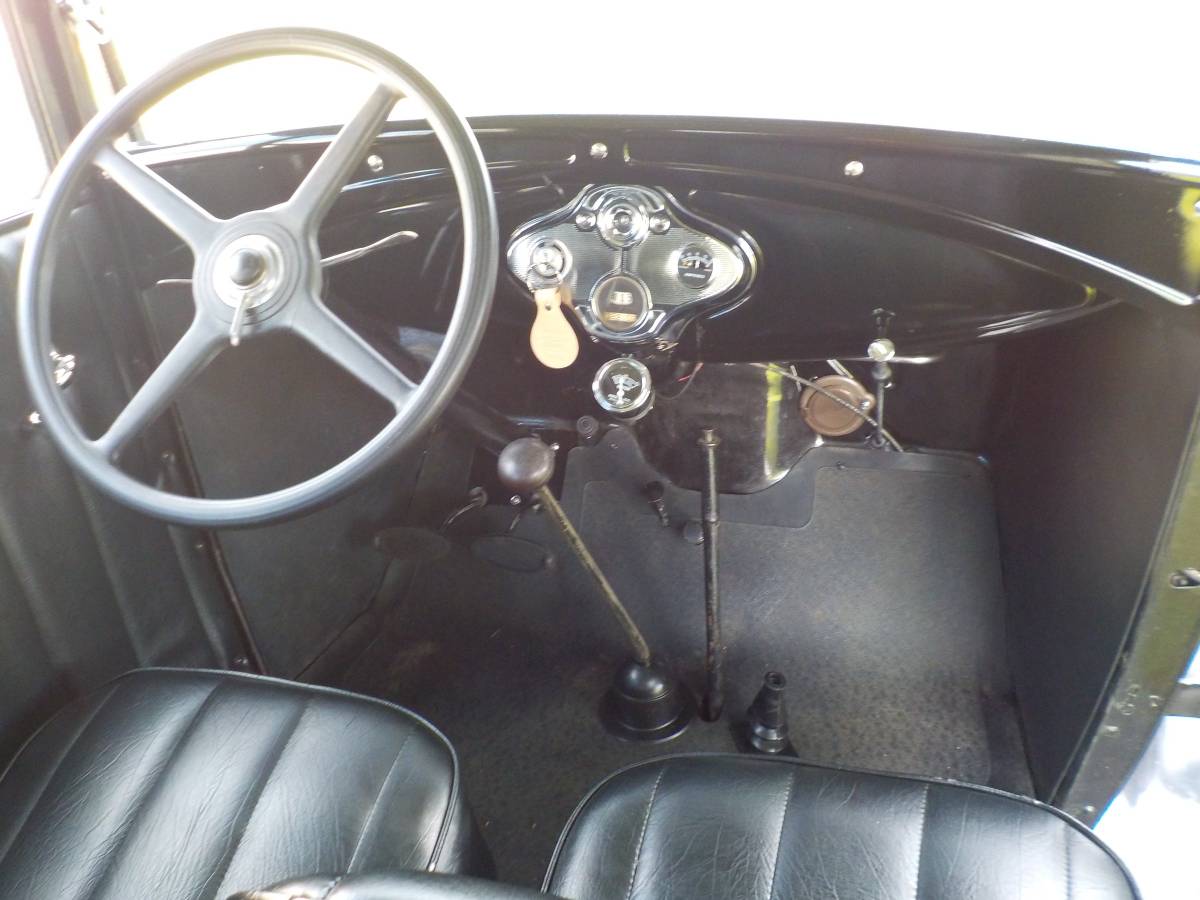 Ford-model-a-1930-black-16